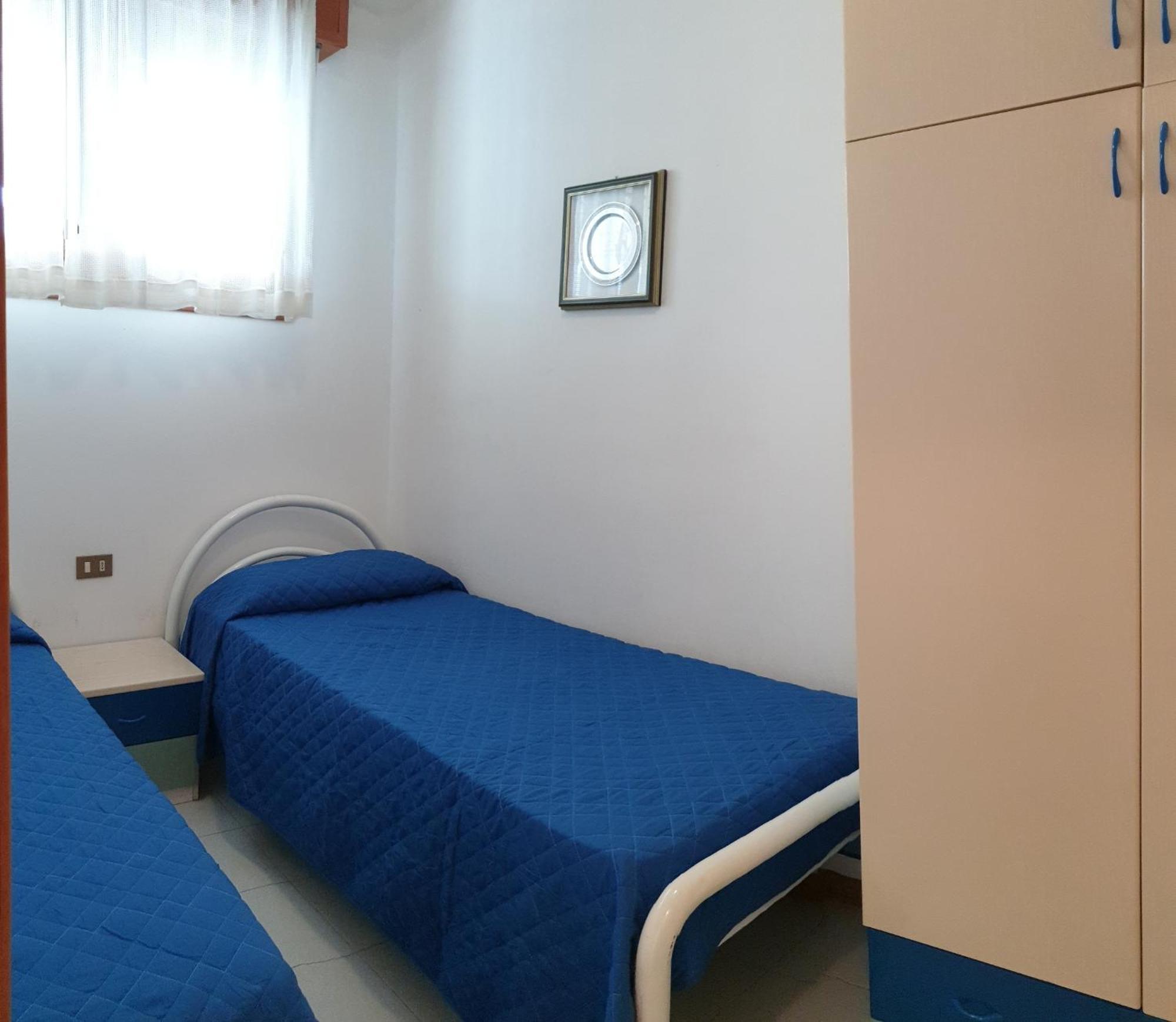 Halley Bibione Buitenkant foto